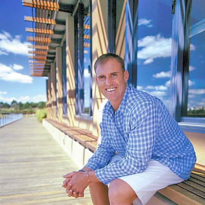 Outdoor Structures Australia Decking a big hit with Matthew Hayden!