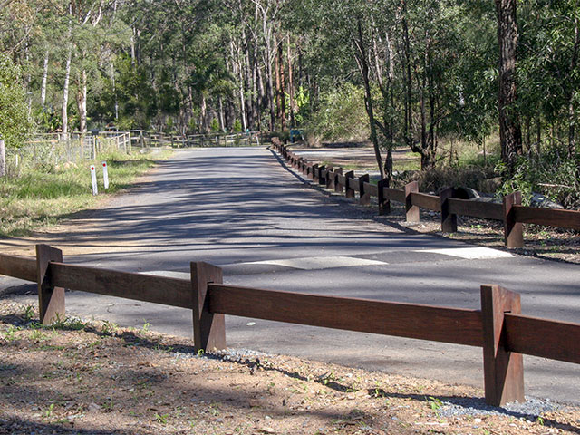 Outdoor Structures Australia - Single Rail ‘Heavy Duty’ Post & Rail bollard